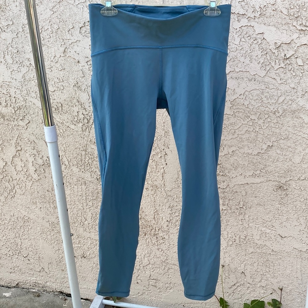 Light blue lululemon leggings size 10